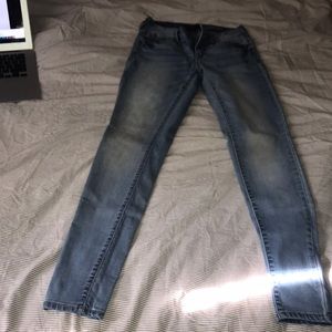 Aeropostale light wash jeans